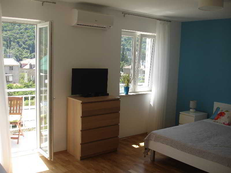Apartments Silvija Mokosica Exterior photo