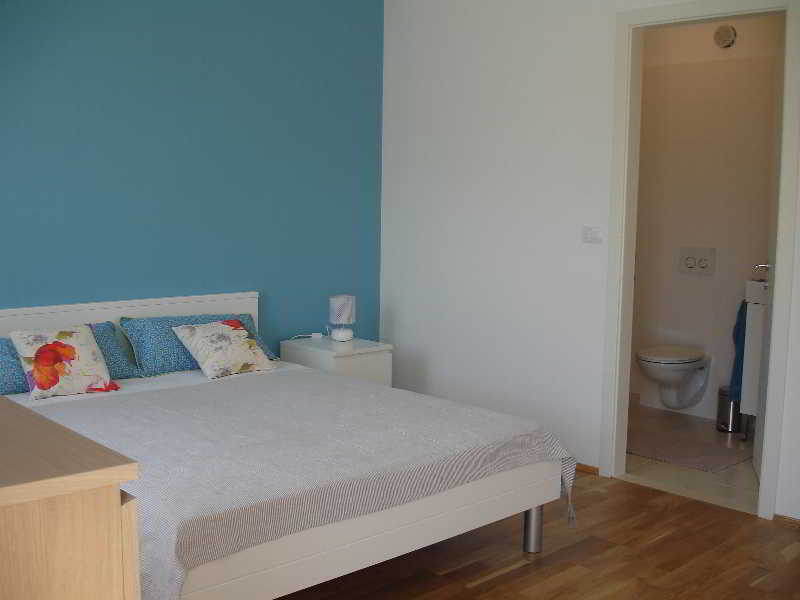 Apartments Silvija Mokosica Exterior photo